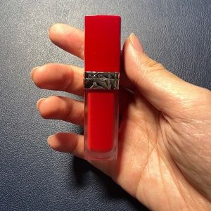 Dior rouge ultra care liquid 999